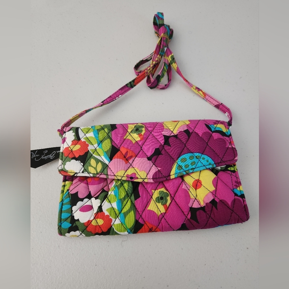 EUC Vera Bradley Crossbody Wallet - Picture 6 of 6
